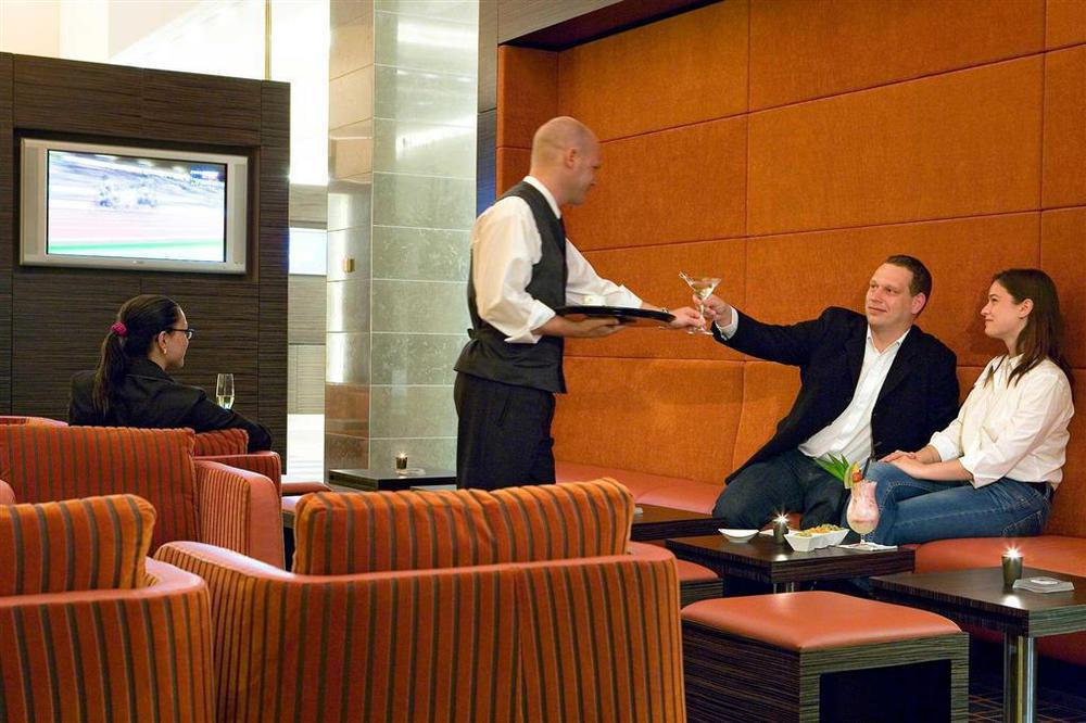Novotel Berlin Am Tiergarten Restoran fotoğraf